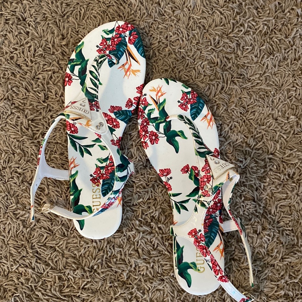 Guess sandals